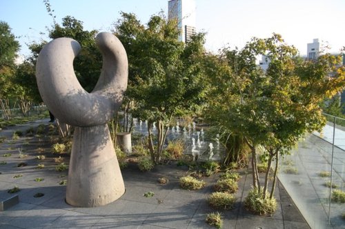 イサム・ノグチ萬來舎